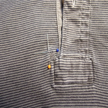 T-Shirt grau-gestreift nachher