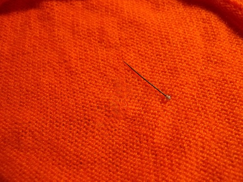oranger Kaschmirpullover  nachher